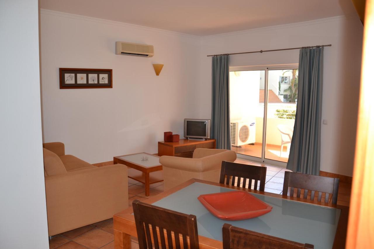 Bel Appartement Au Bord De La Mer De Porto De Mos Lagos Eksteriør billede