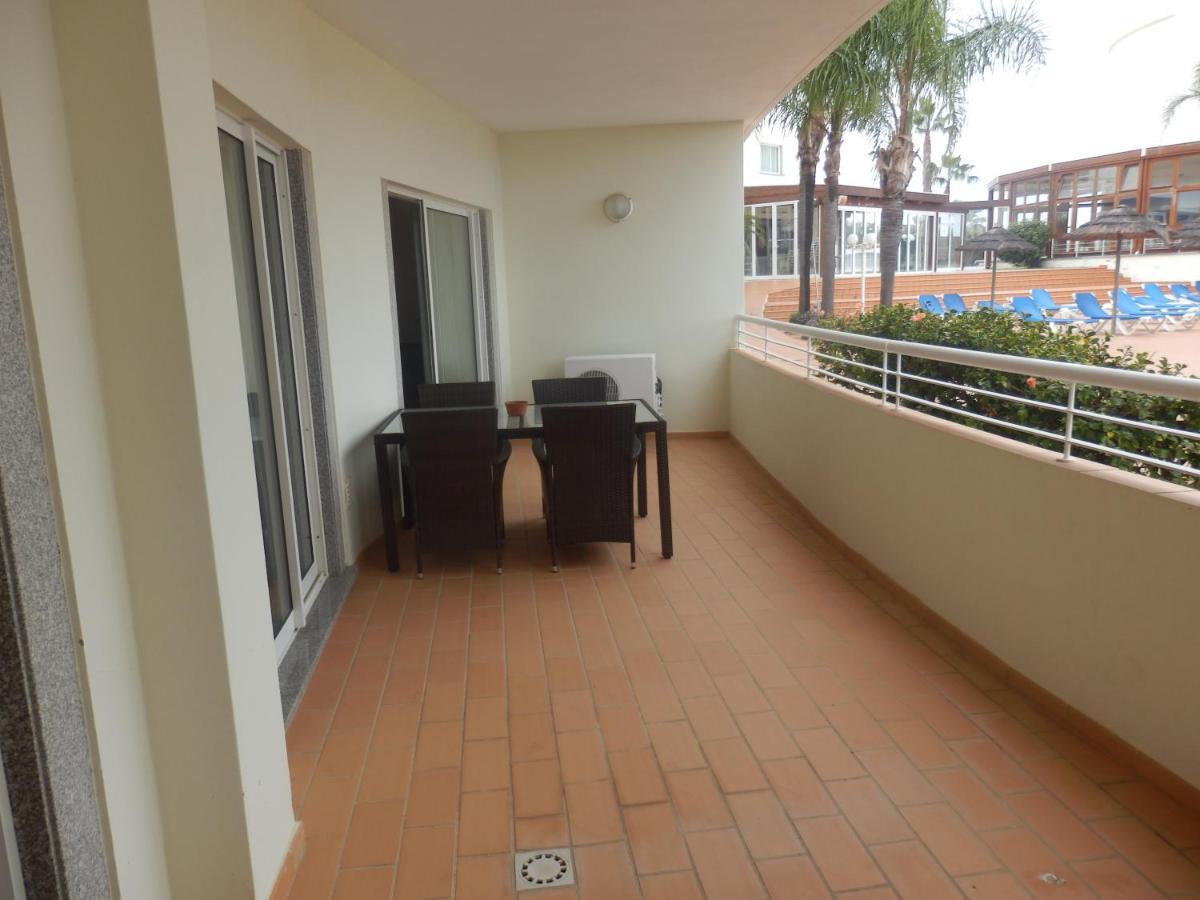 Bel Appartement Au Bord De La Mer De Porto De Mos Lagos Eksteriør billede